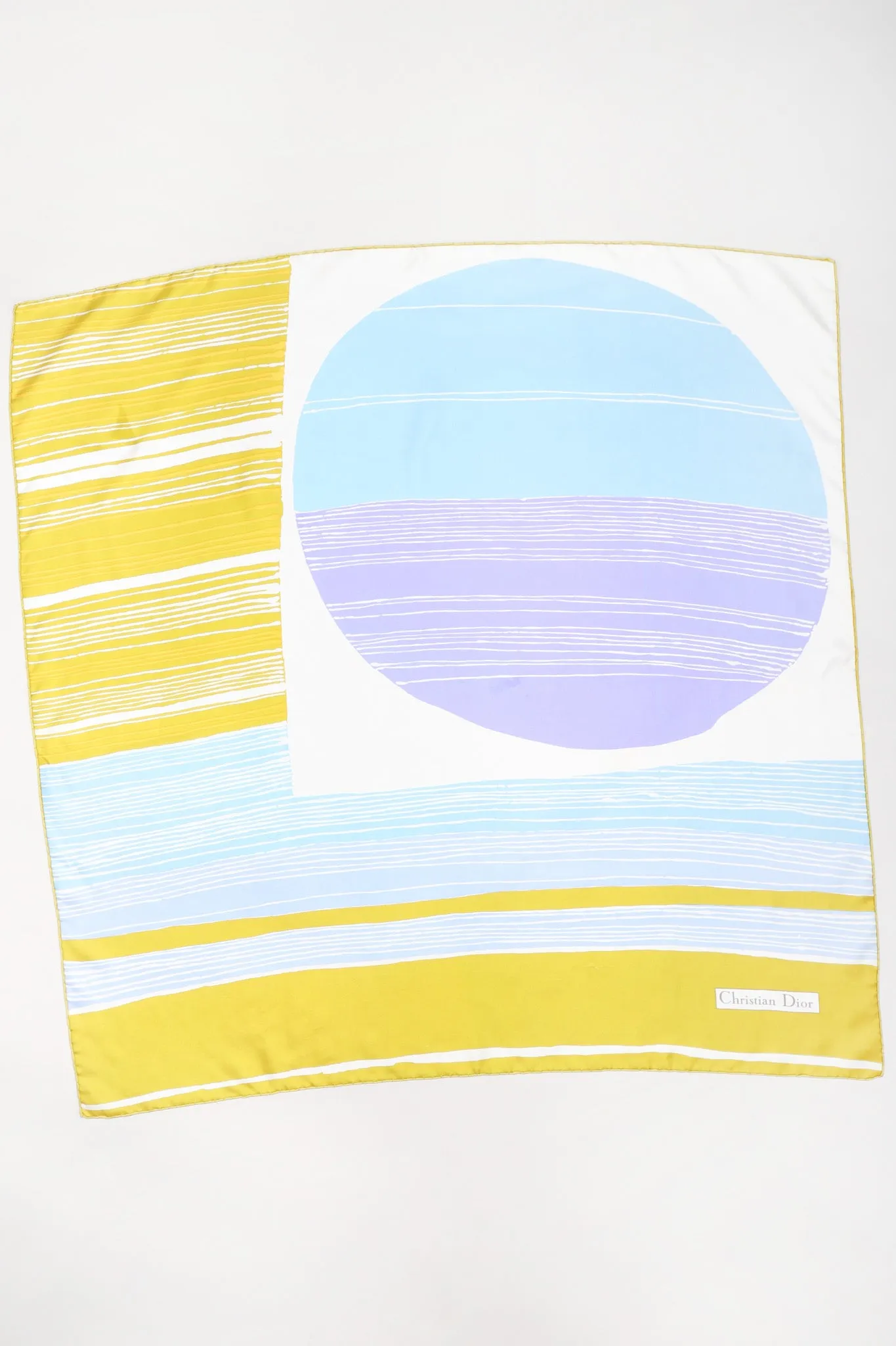 Linear Circle Seagrass Scarf