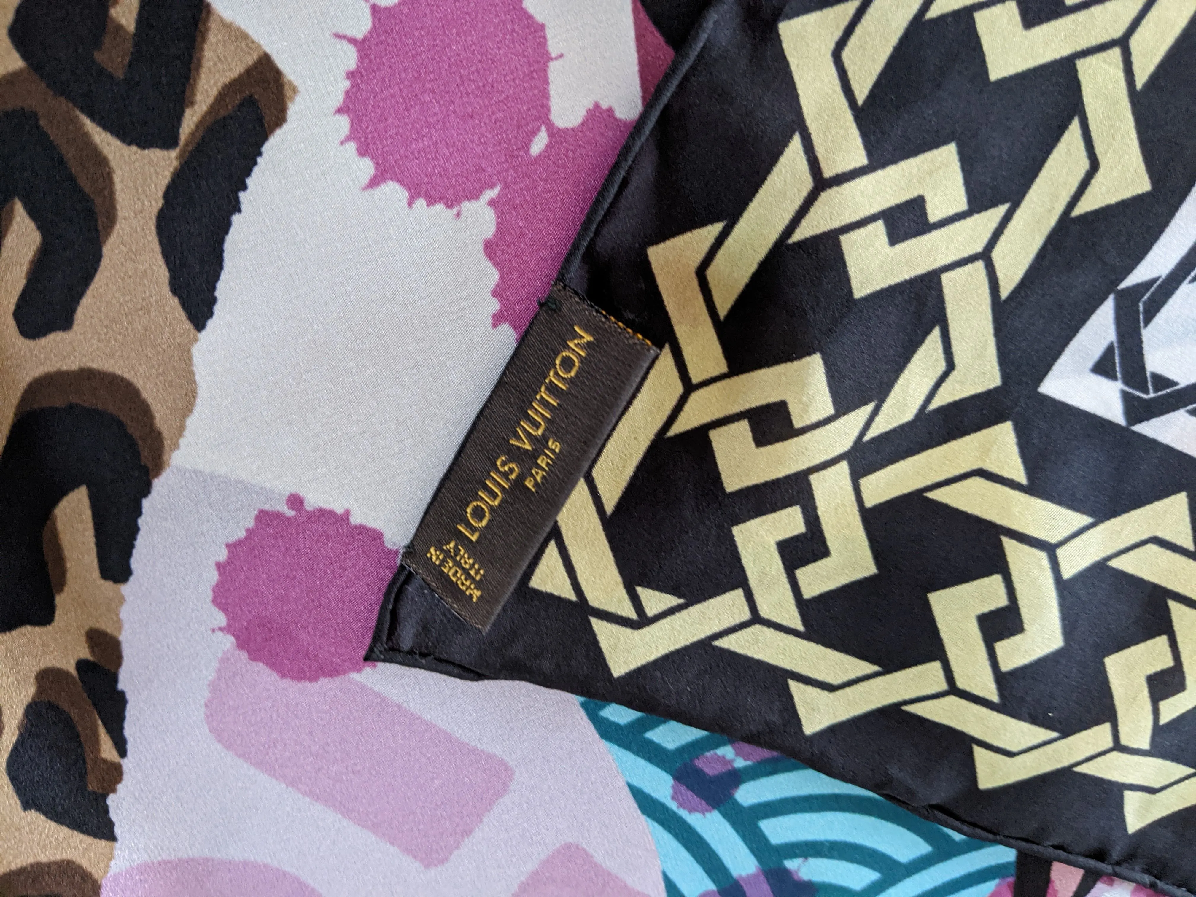 Louis Vuitton & Aiko 2013 Limited Japanese Kimonos Artist Scarf Silk Shawl 140, Mint!