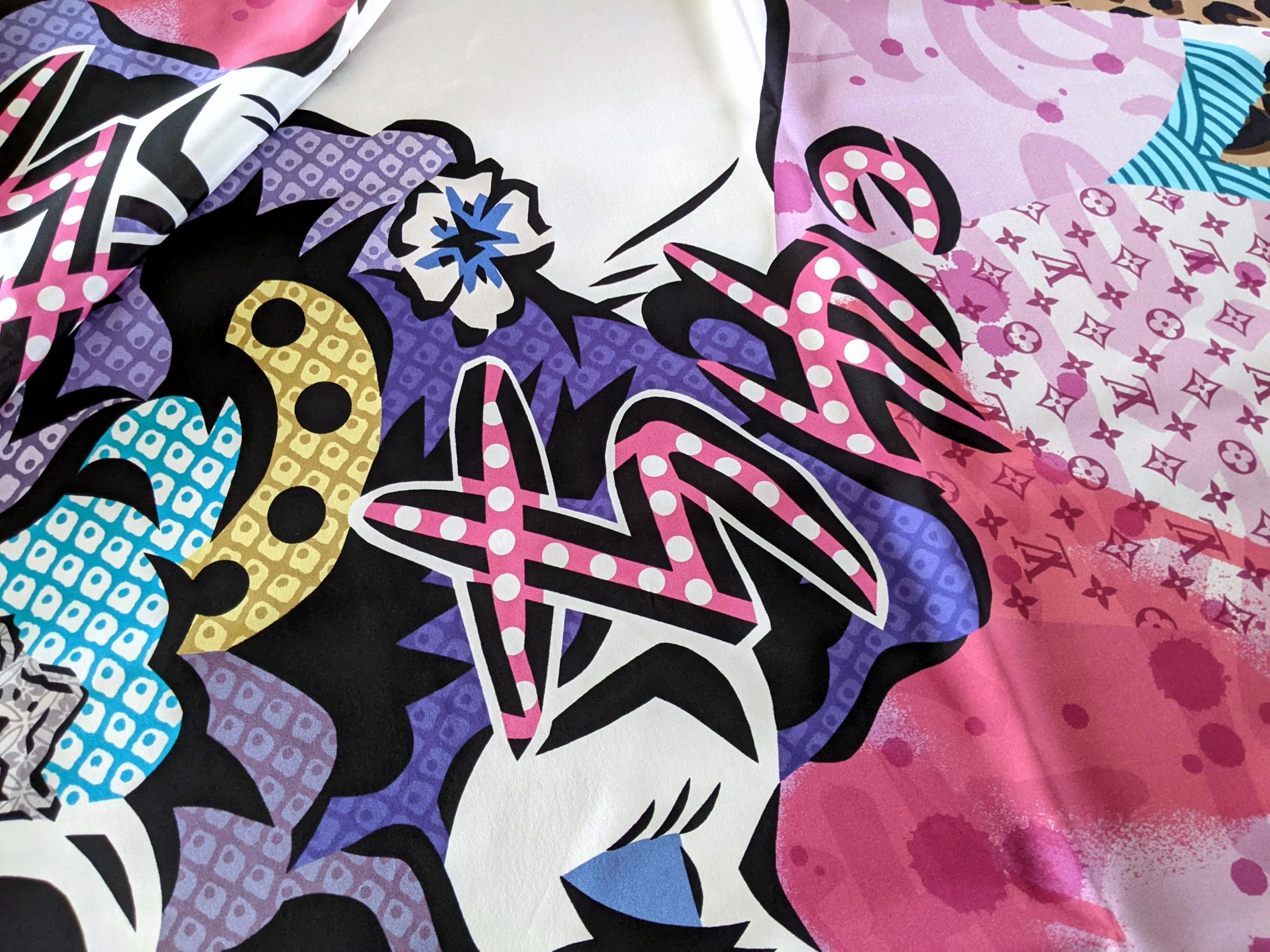 Louis Vuitton & Aiko 2013 Limited Japanese Kimonos Artist Scarf Silk Shawl 140, Mint!