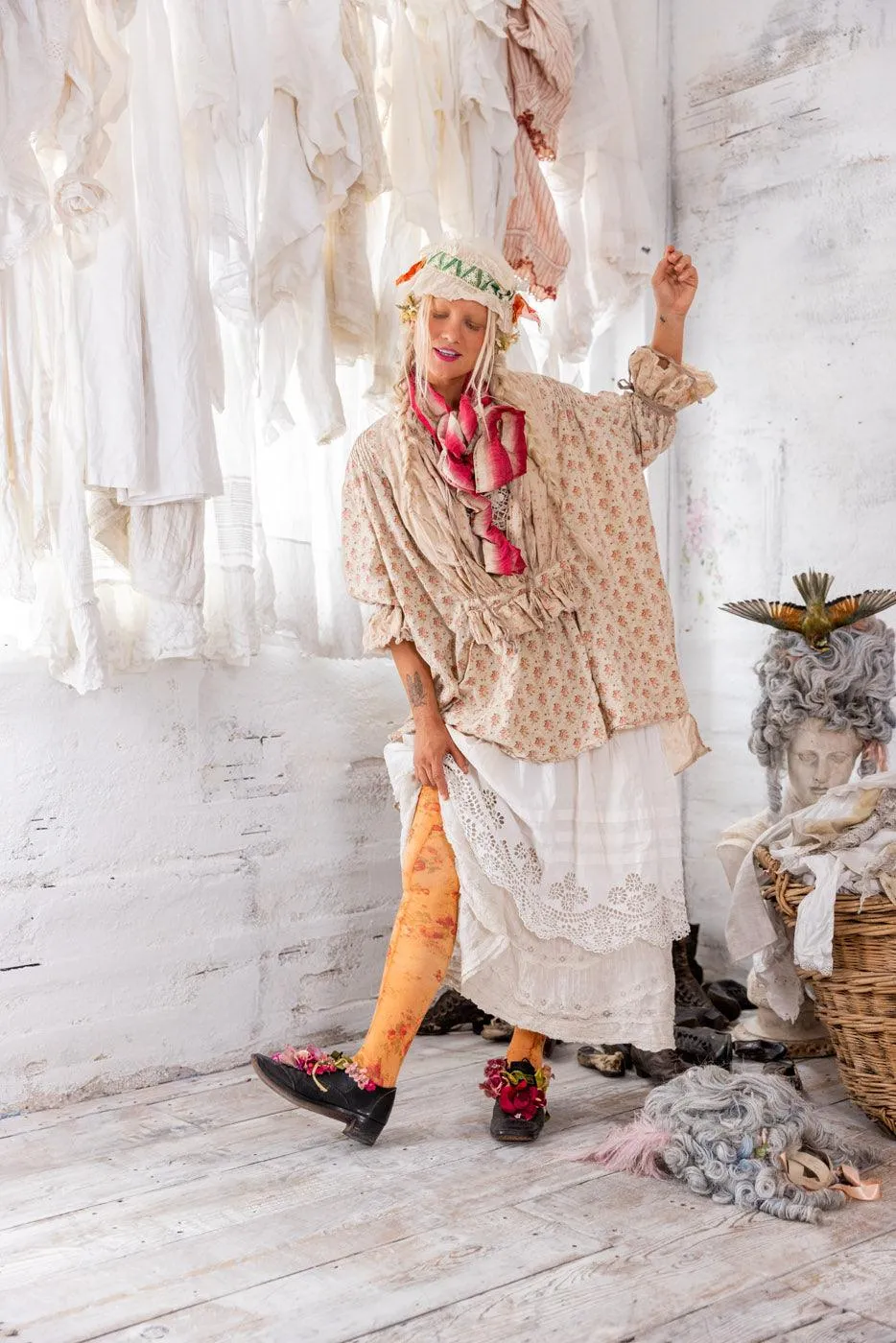 Magnolia Pearl Floral Amadeus Top