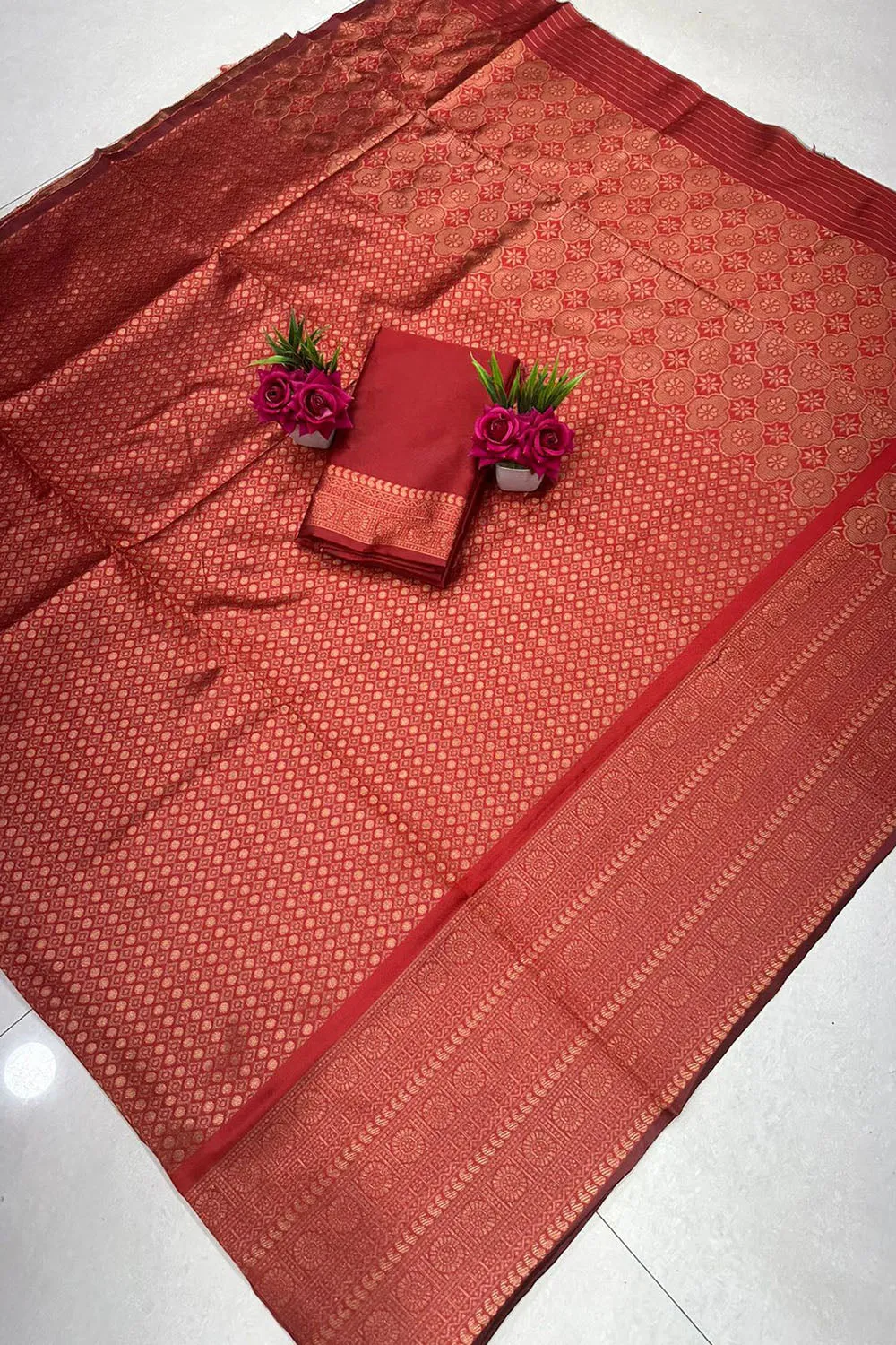 Maroon Banarasi Silk Saree With Zari Weaving Work
