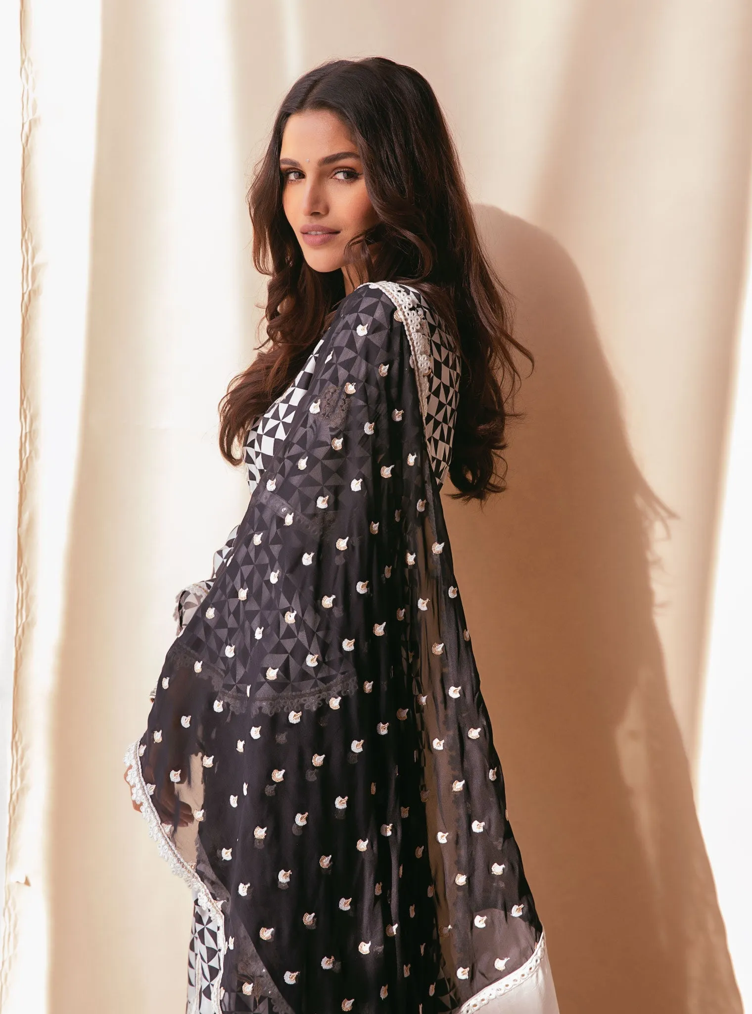 Mulmul Cupro Silk Zaya Black Kurta With Zaya Black Bell Bottom Pant