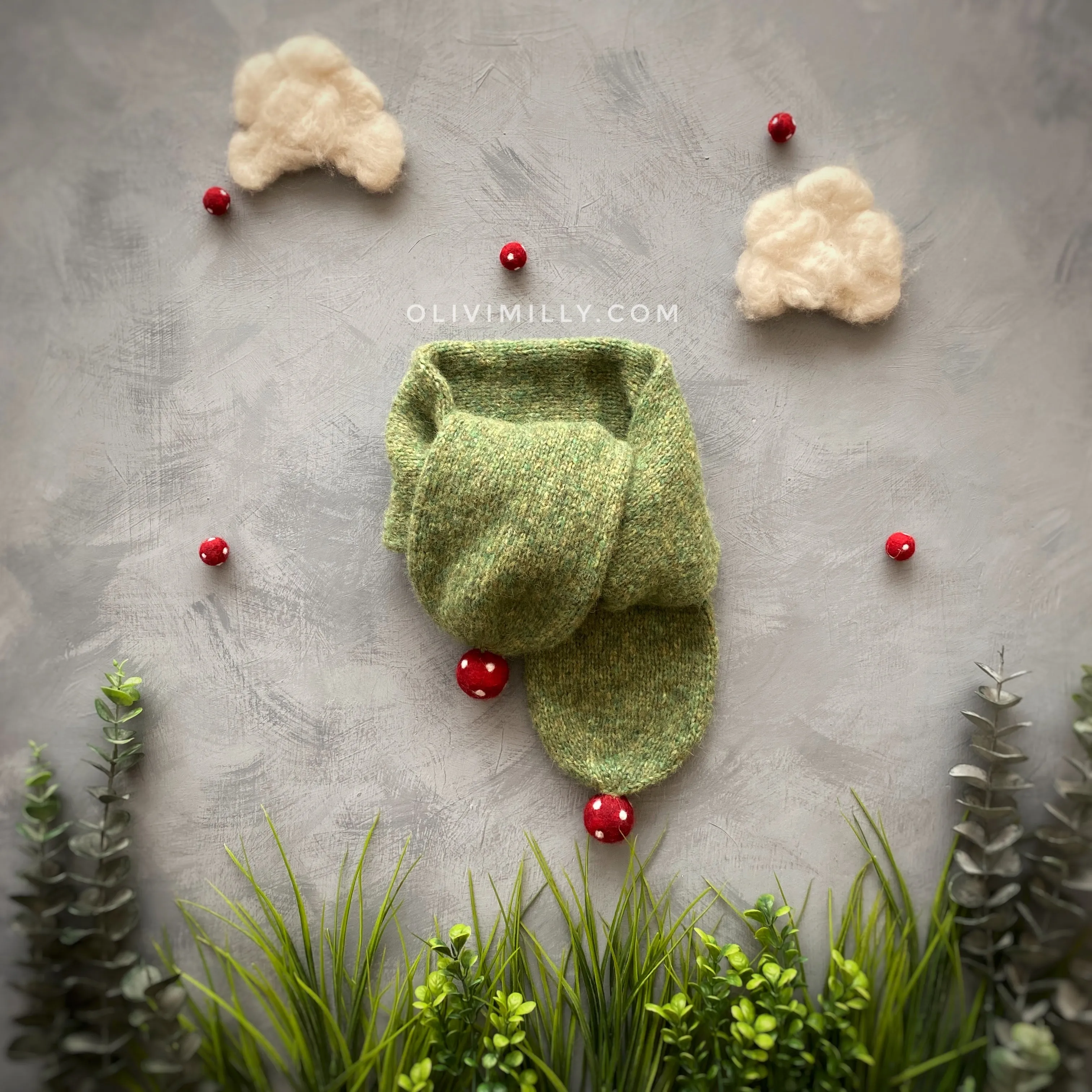 Mushrooms Scarf | Moss Green