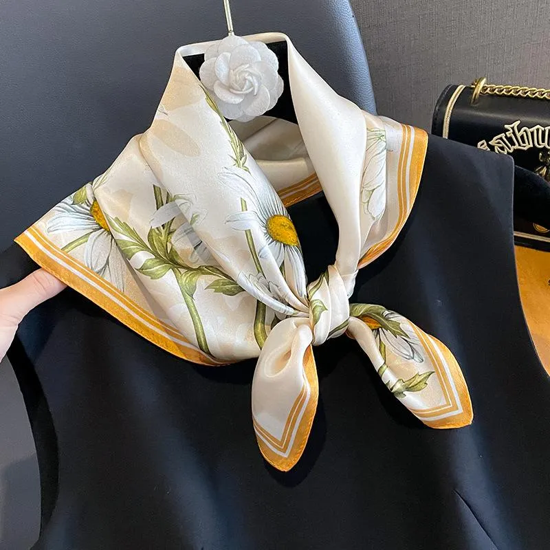 New Fashion Mulberry Silk Elegant 53cm Small Square Women's Silk Decorative Scarf Autumn And Winter Warm Scarf