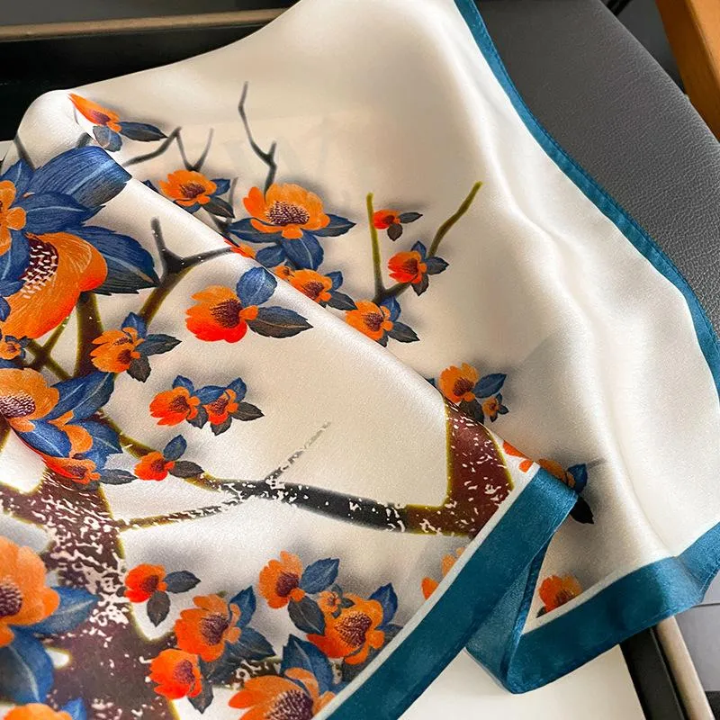 New Fashion Printed Elegant Silk Small Square Scarf Women's Decorative Scarf Mulberry Silk Elegant Scarf Shawl Neck Protection