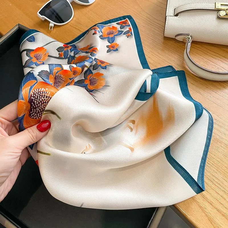 New Fashion Printed Elegant Silk Small Square Scarf Women's Decorative Scarf Mulberry Silk Elegant Scarf Shawl Neck Protection