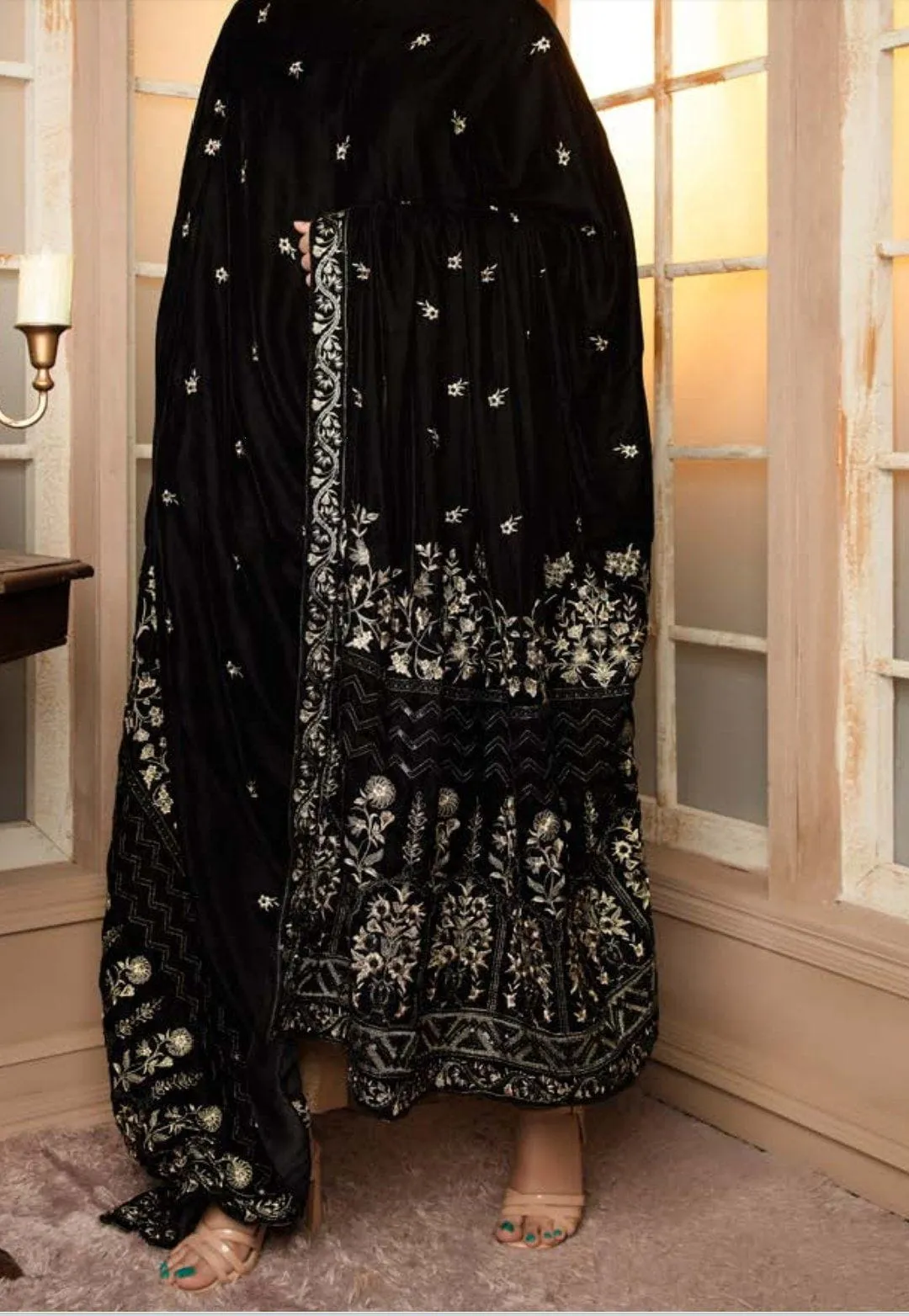 Noire /Luxury Embroidered Velvet Shawl by Adans Libaas