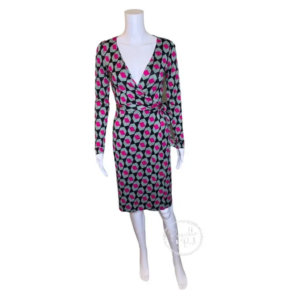 NWT Diane Von Furstenberg 100% Silk Wrap Dress
