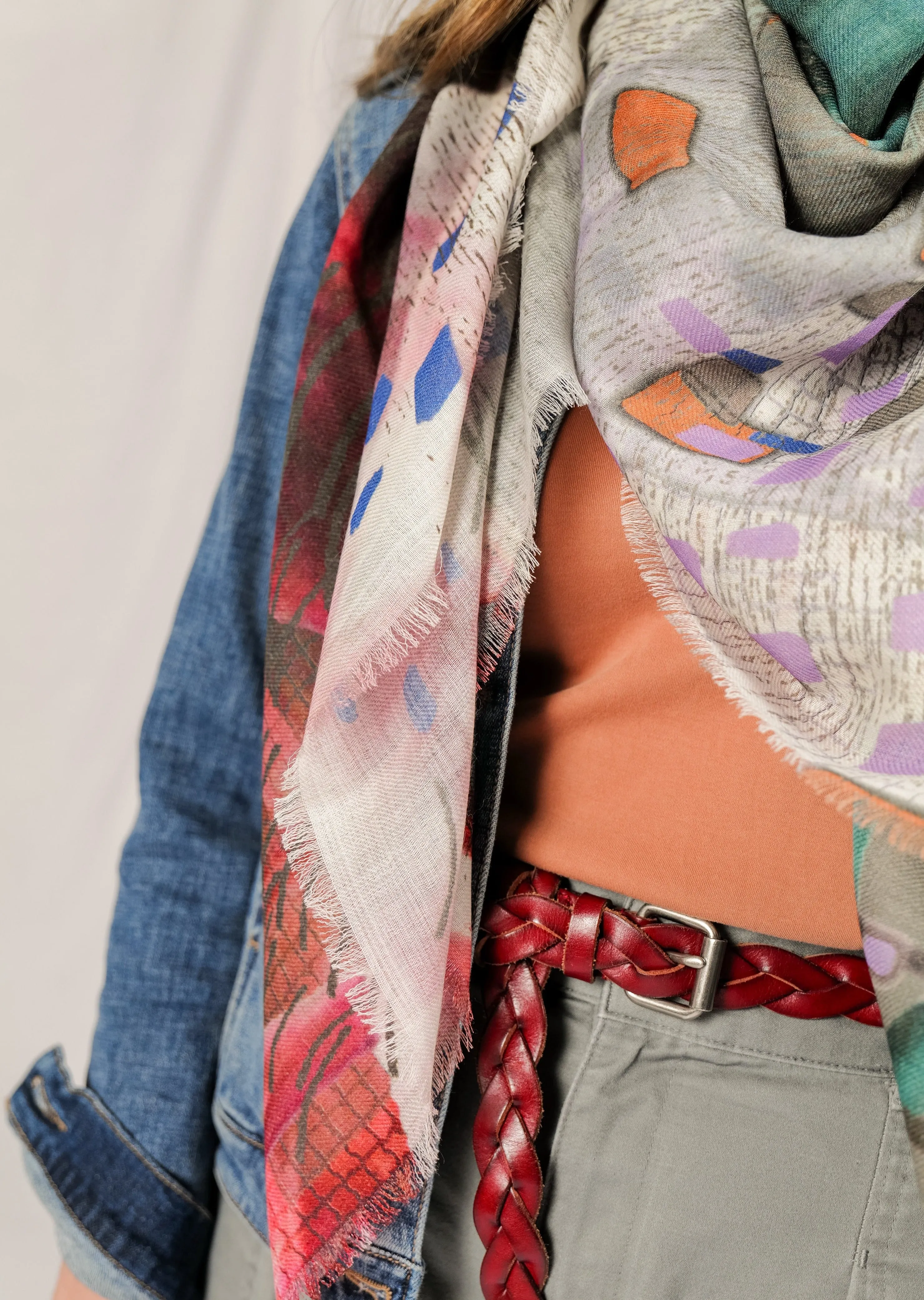 PLEACH wool scarf
