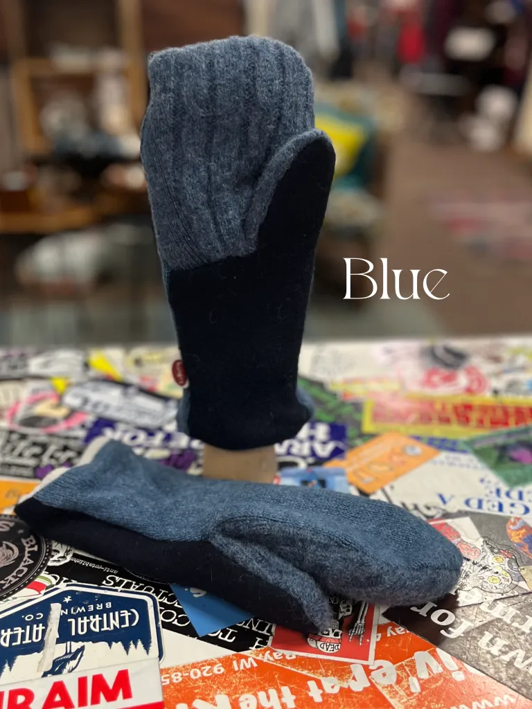 REBETTY WOOL MITTENS