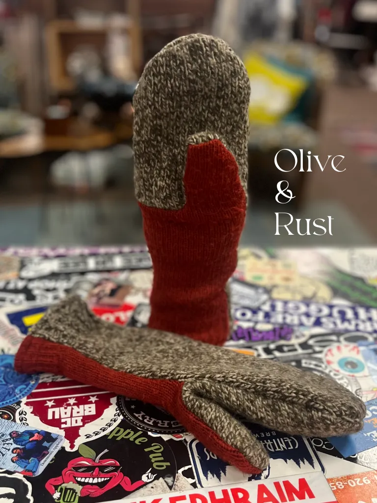 REBETTY WOOL MITTENS