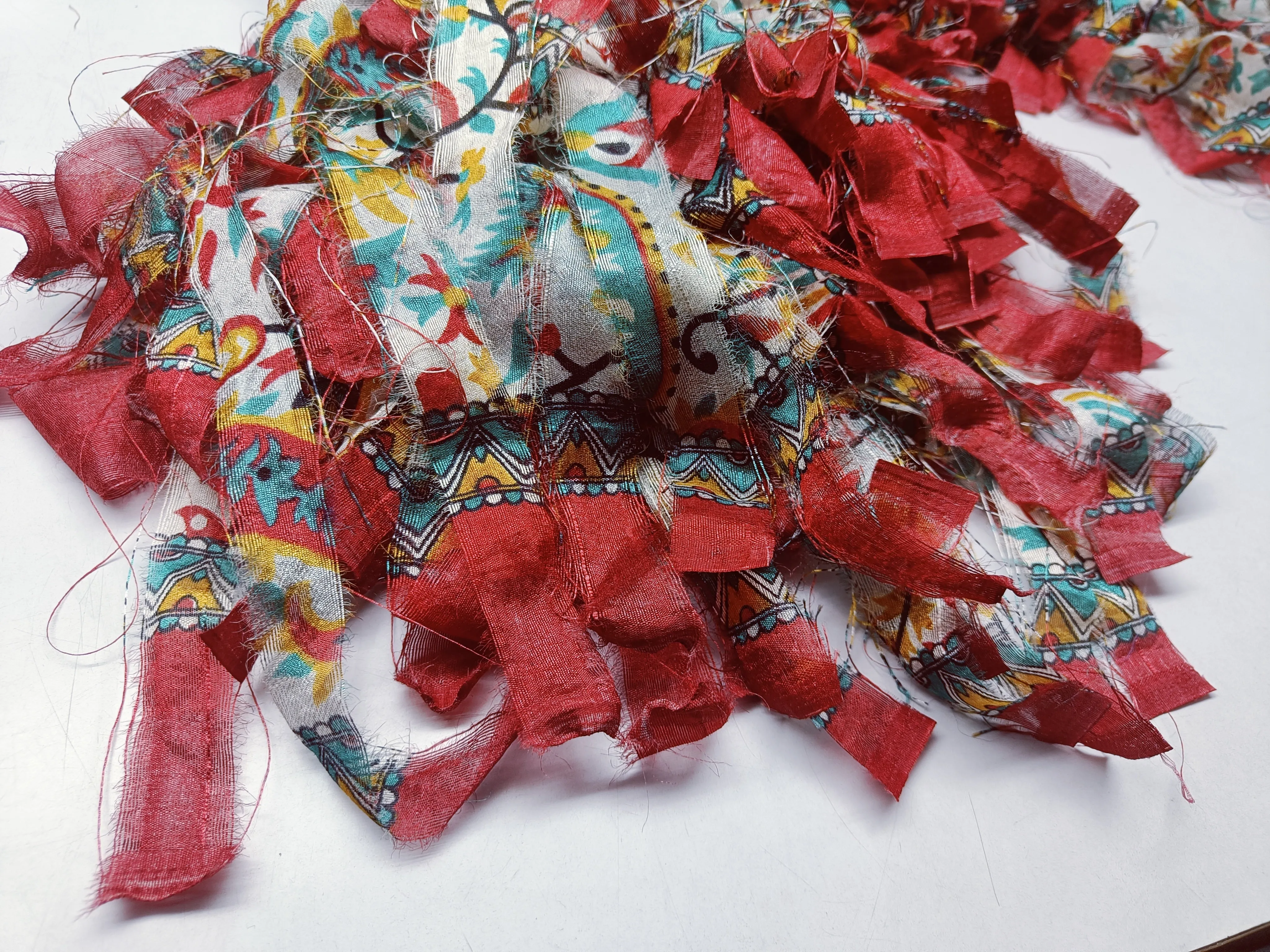 Reclaimed Indian Sari Stripe - Tomato Plant | Recycled Sari Ribbon