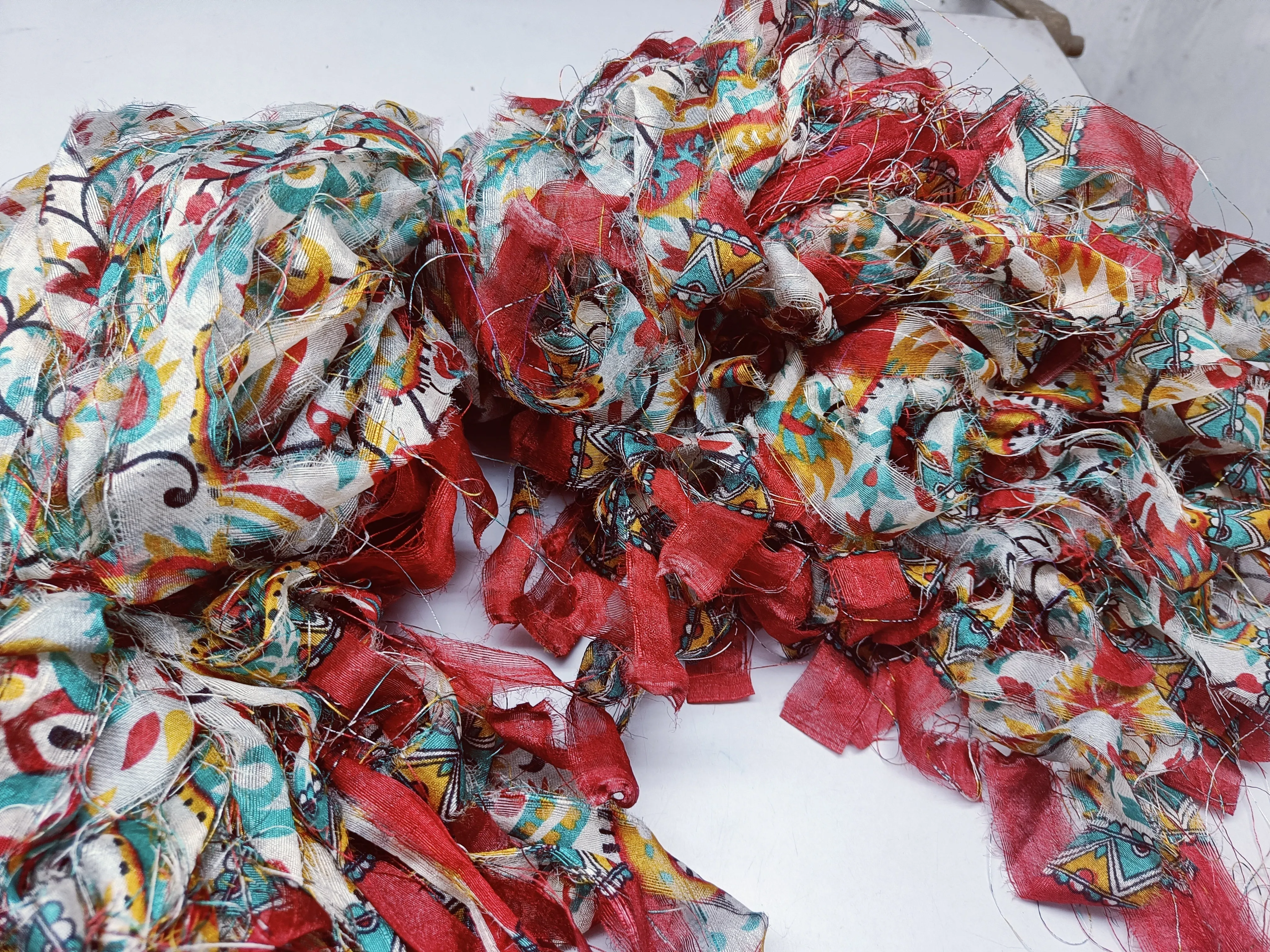 Reclaimed Indian Sari Stripe - Tomato Plant | Recycled Sari Ribbon