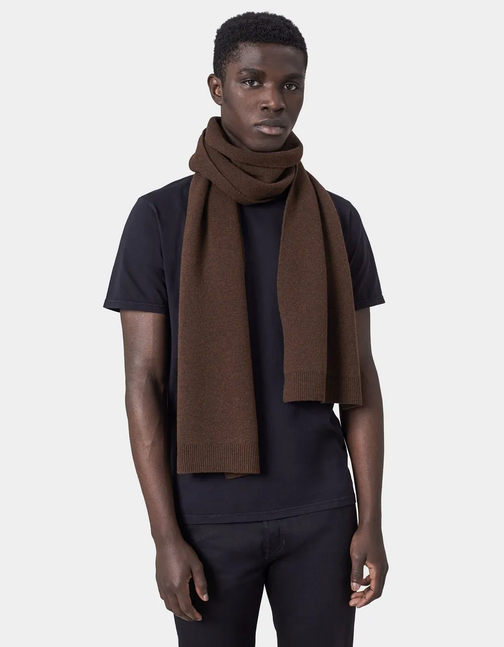 Recycled merino wool scarf in kelly green