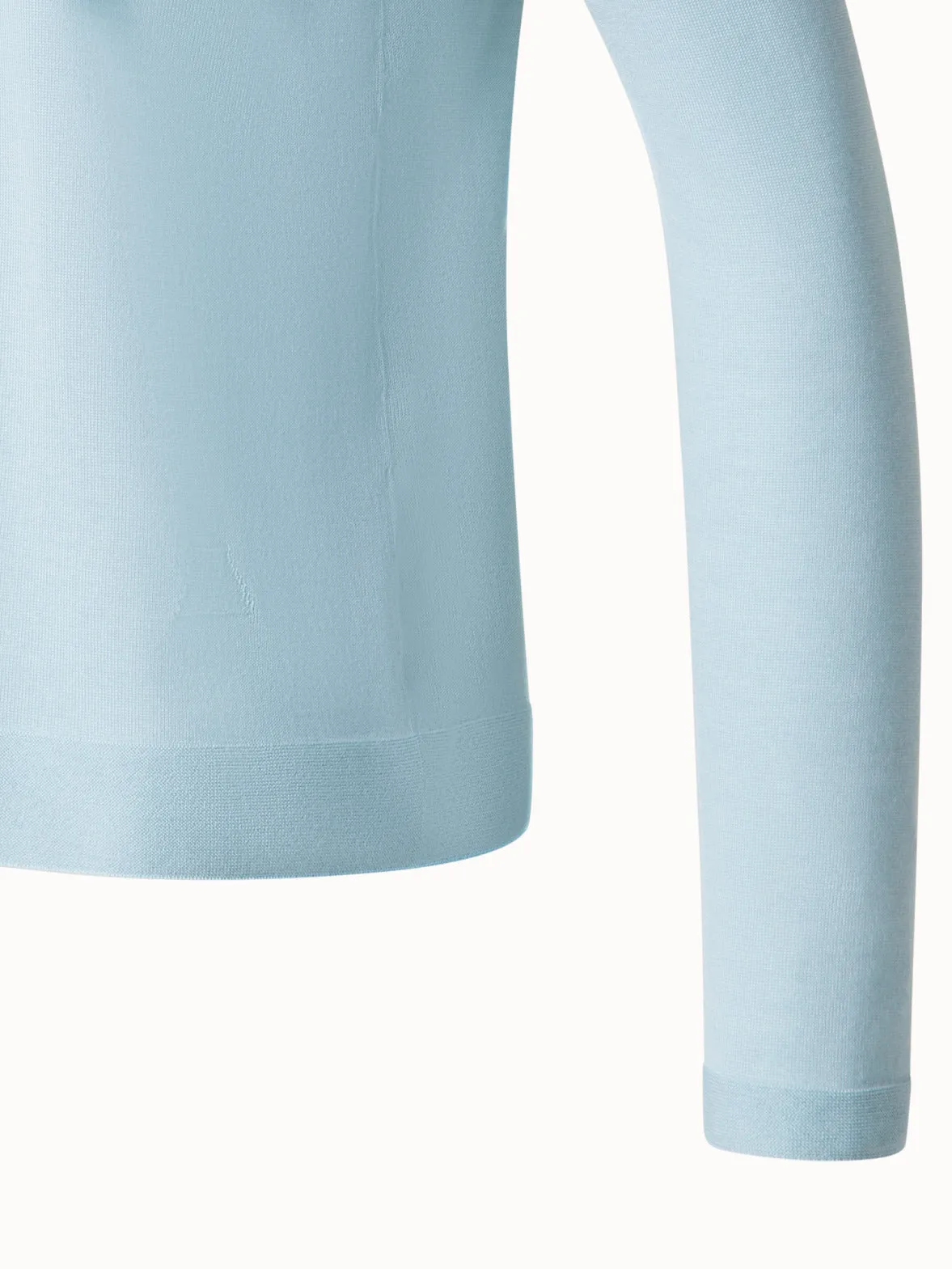 Seamless Crew Neck Sweater in Cashmere Silk