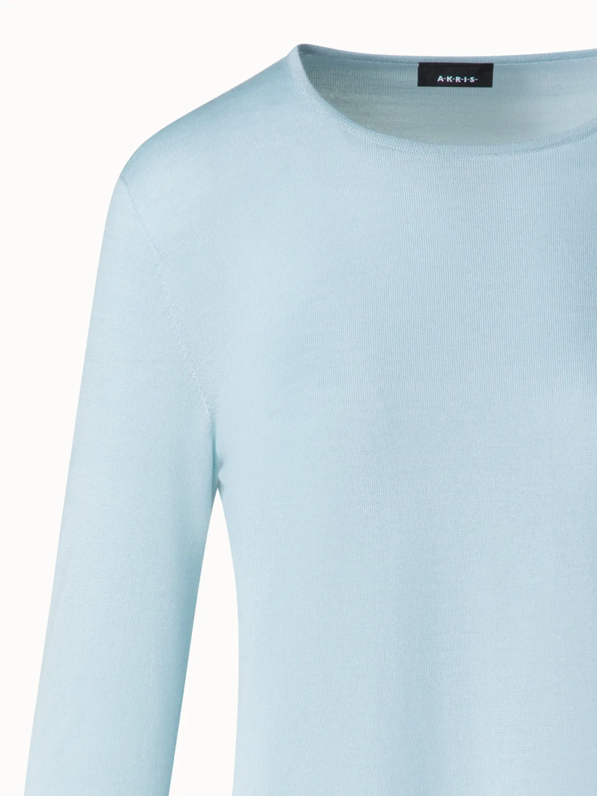 Seamless Crew Neck Sweater in Cashmere Silk