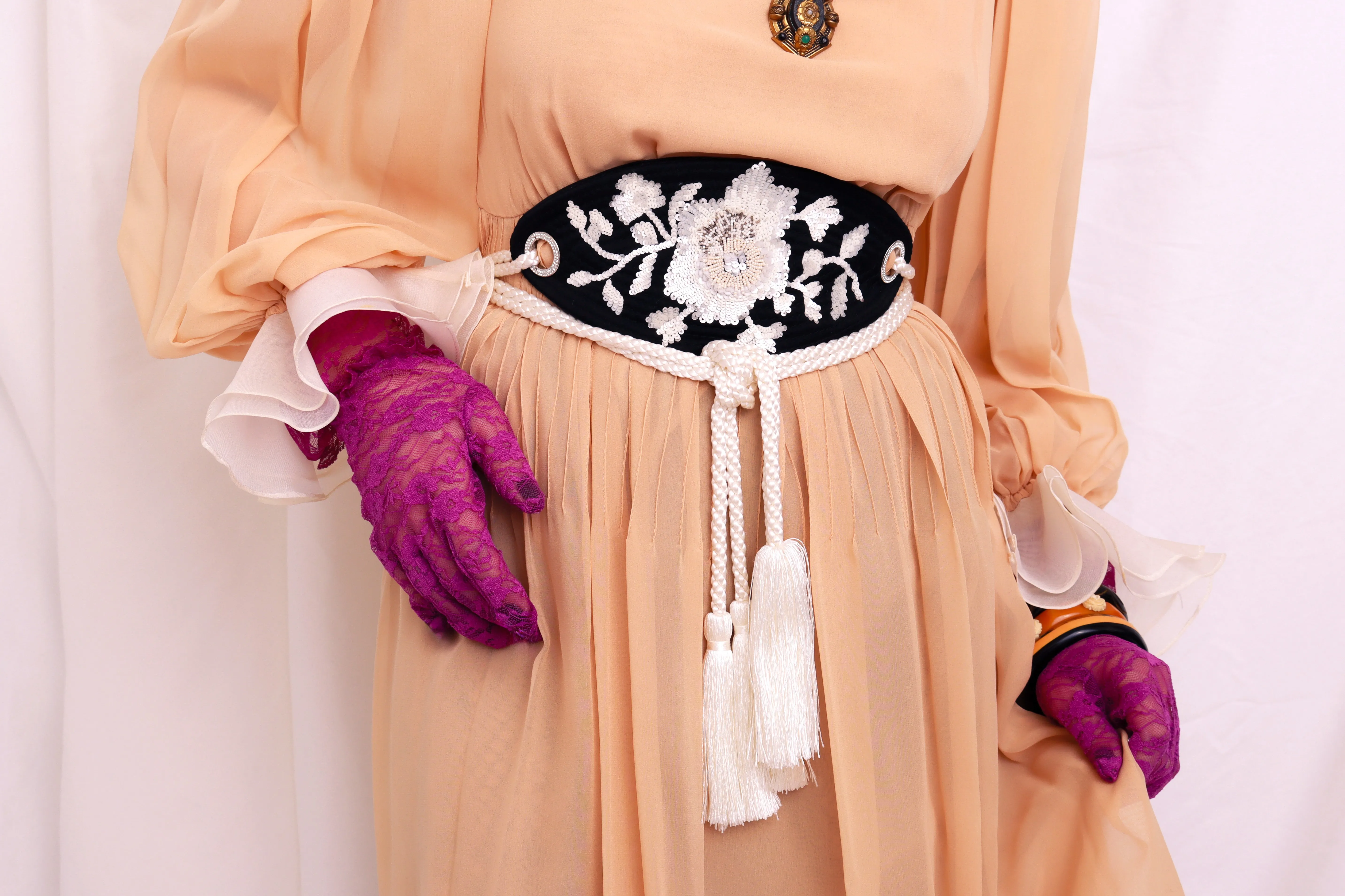 Silk Floral Beaded Tassel Belt