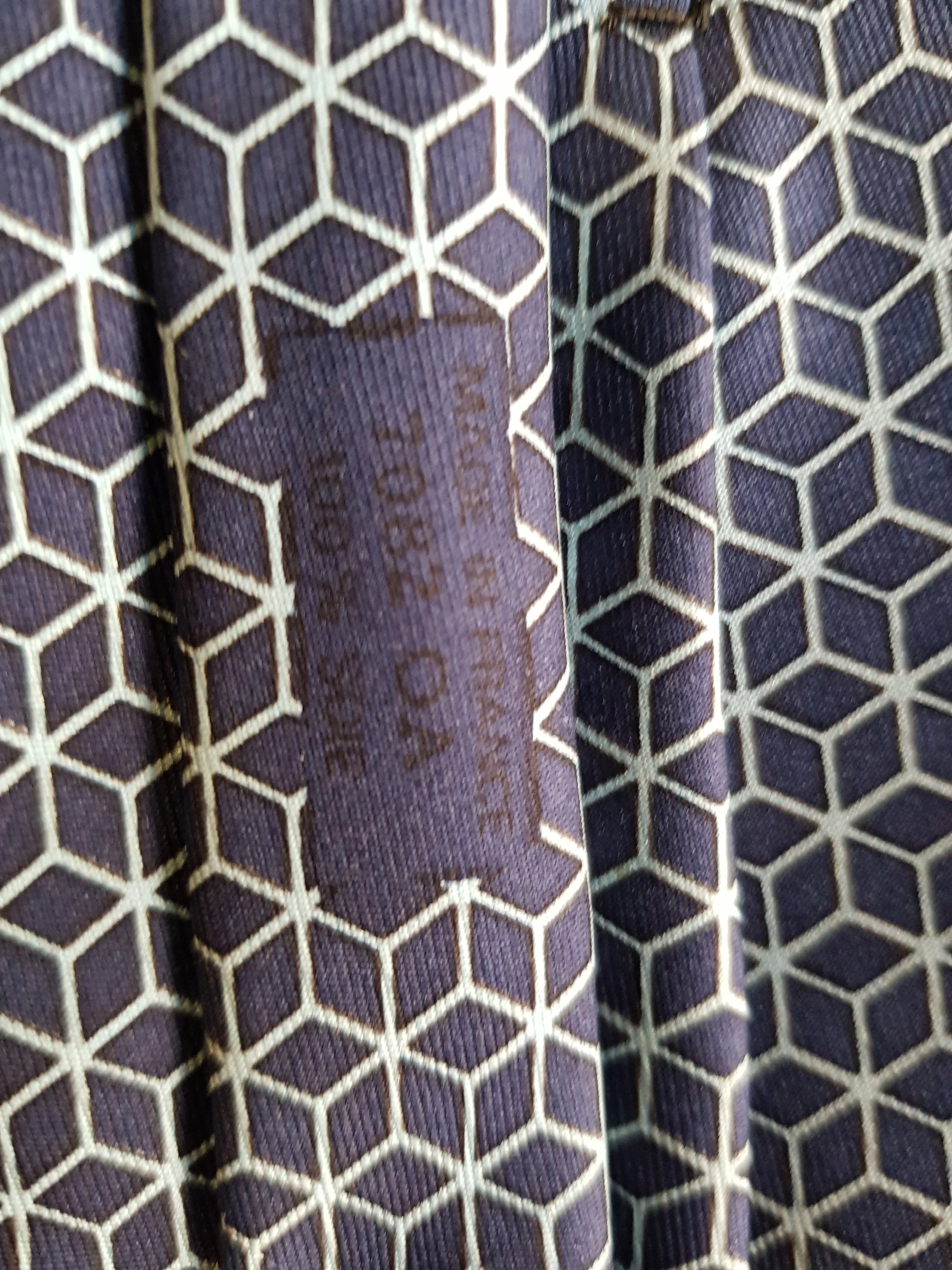 Silk tie