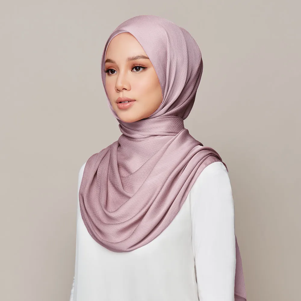 Sofya in Viola