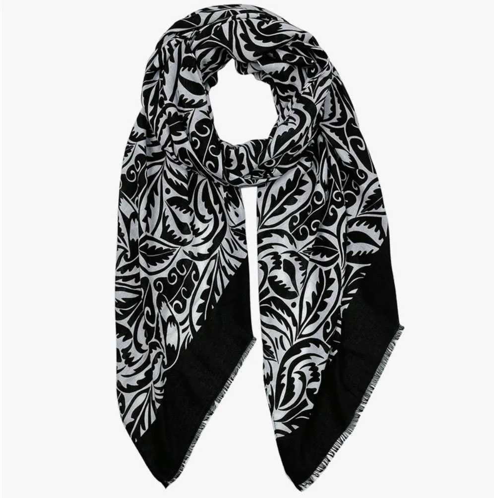 Solid Bold Paisley Print Scarf