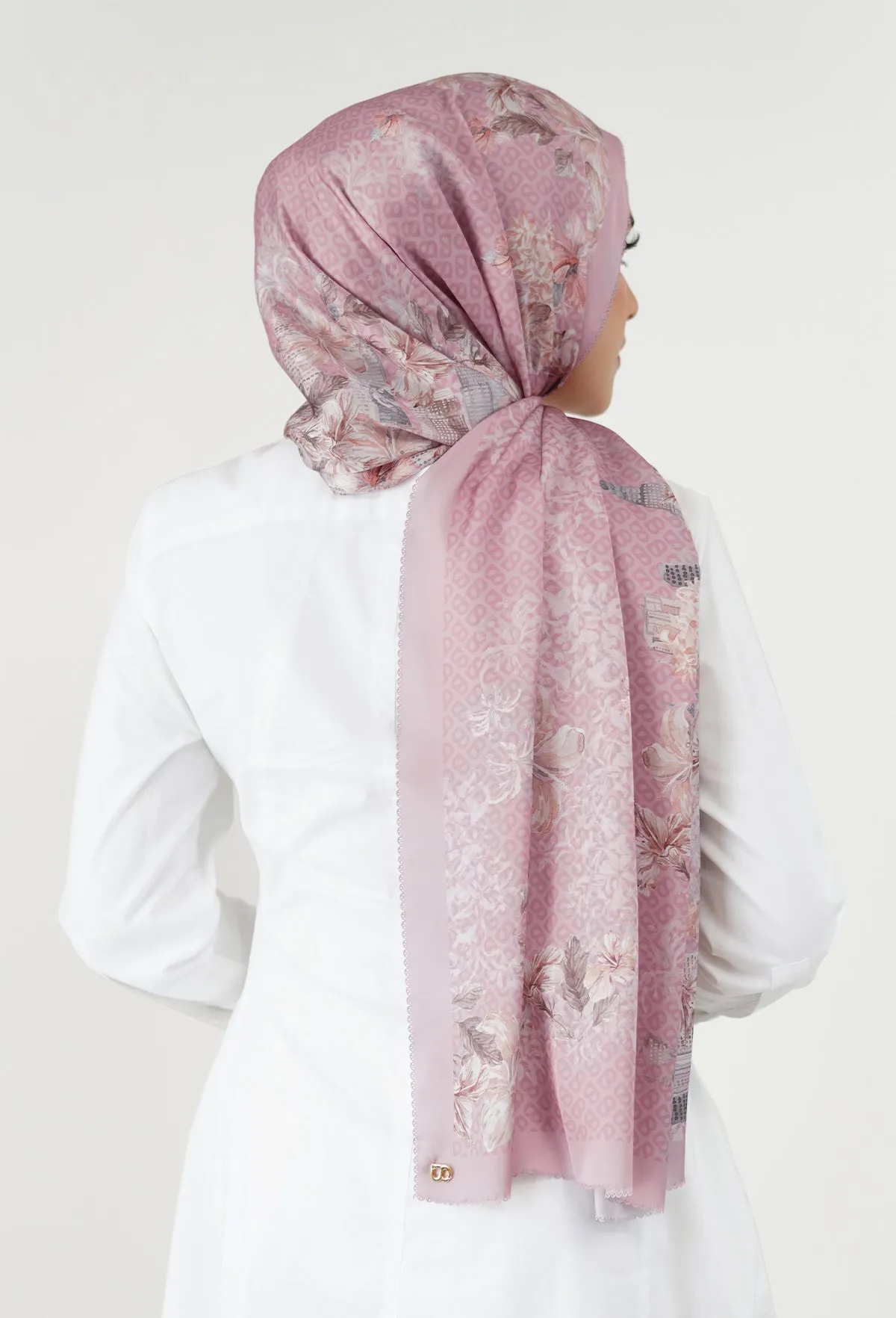 The Malaya Satin Shawl - Blush