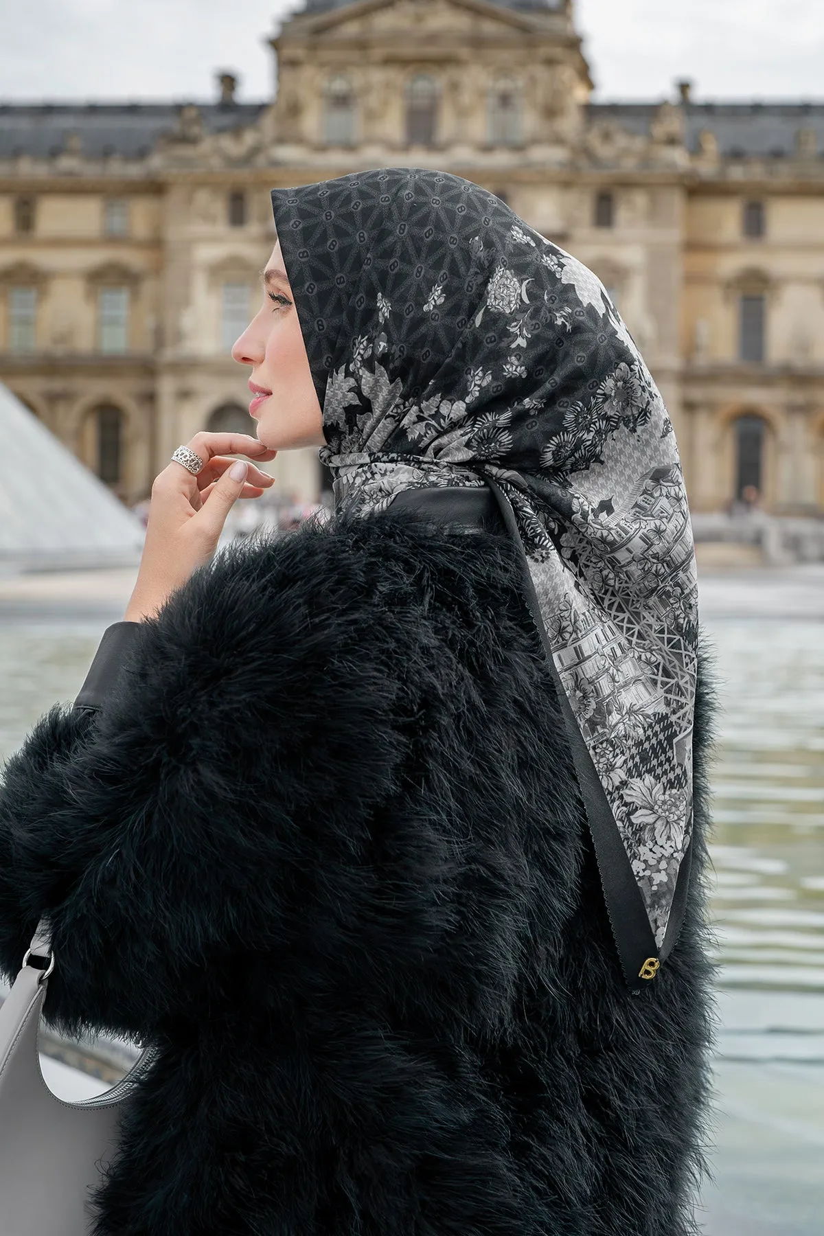 The Parisian 2.0 Square - Noire