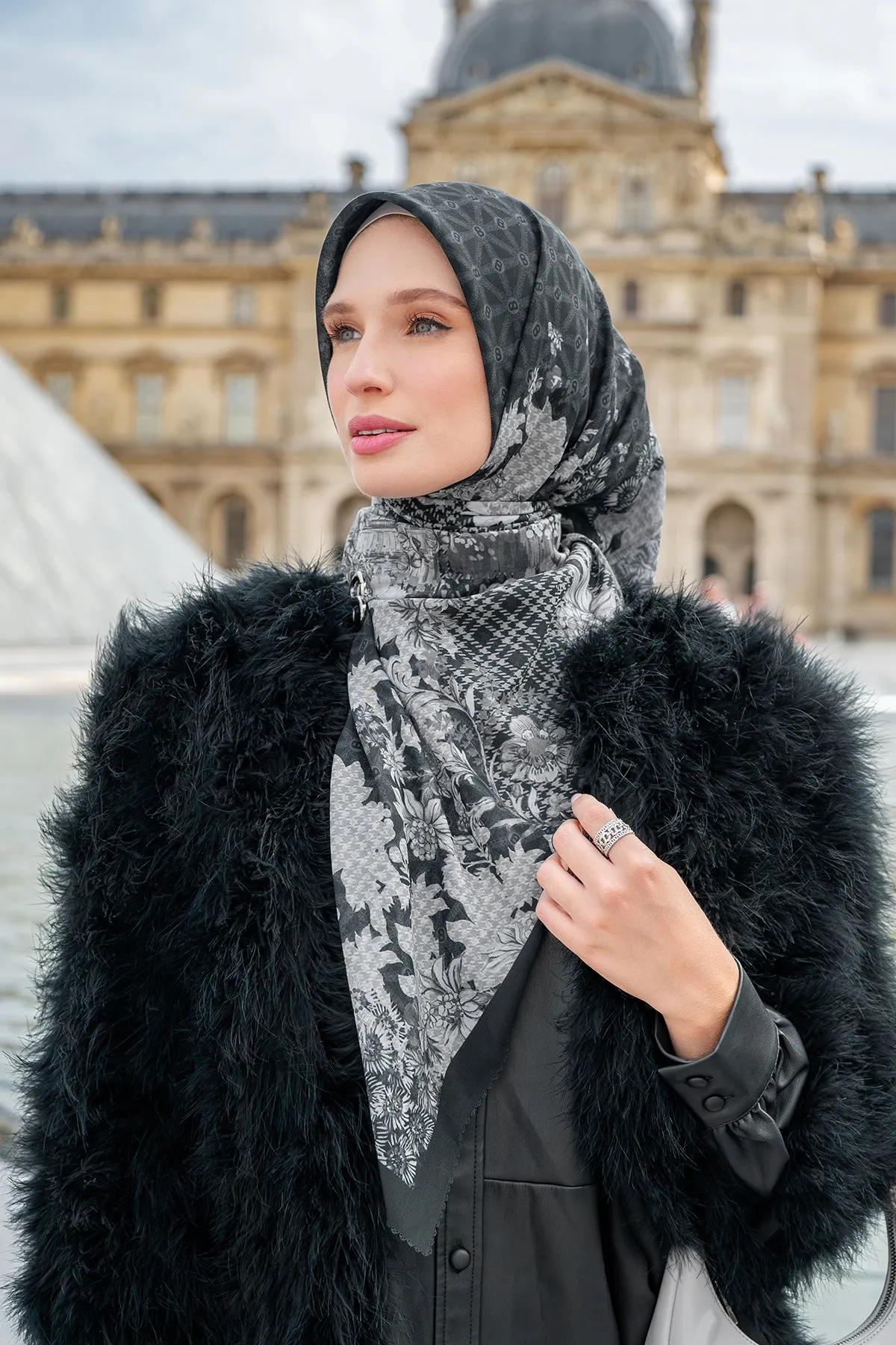 The Parisian 2.0 Square - Noire