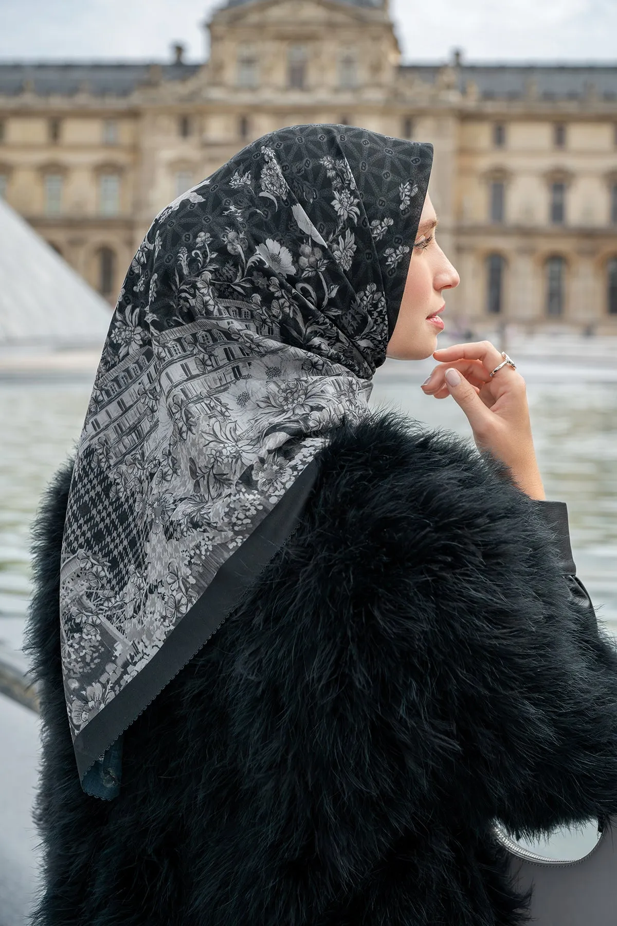 The Parisian 2.0 Square - Noire