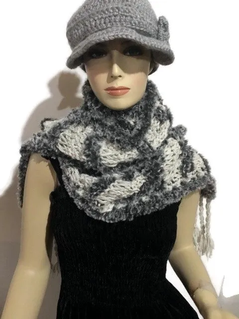 THE SHADES OF GRAY SCARF, knit gray alpaca and faux fur yarn, handmade wrap, gift for her, for winter,