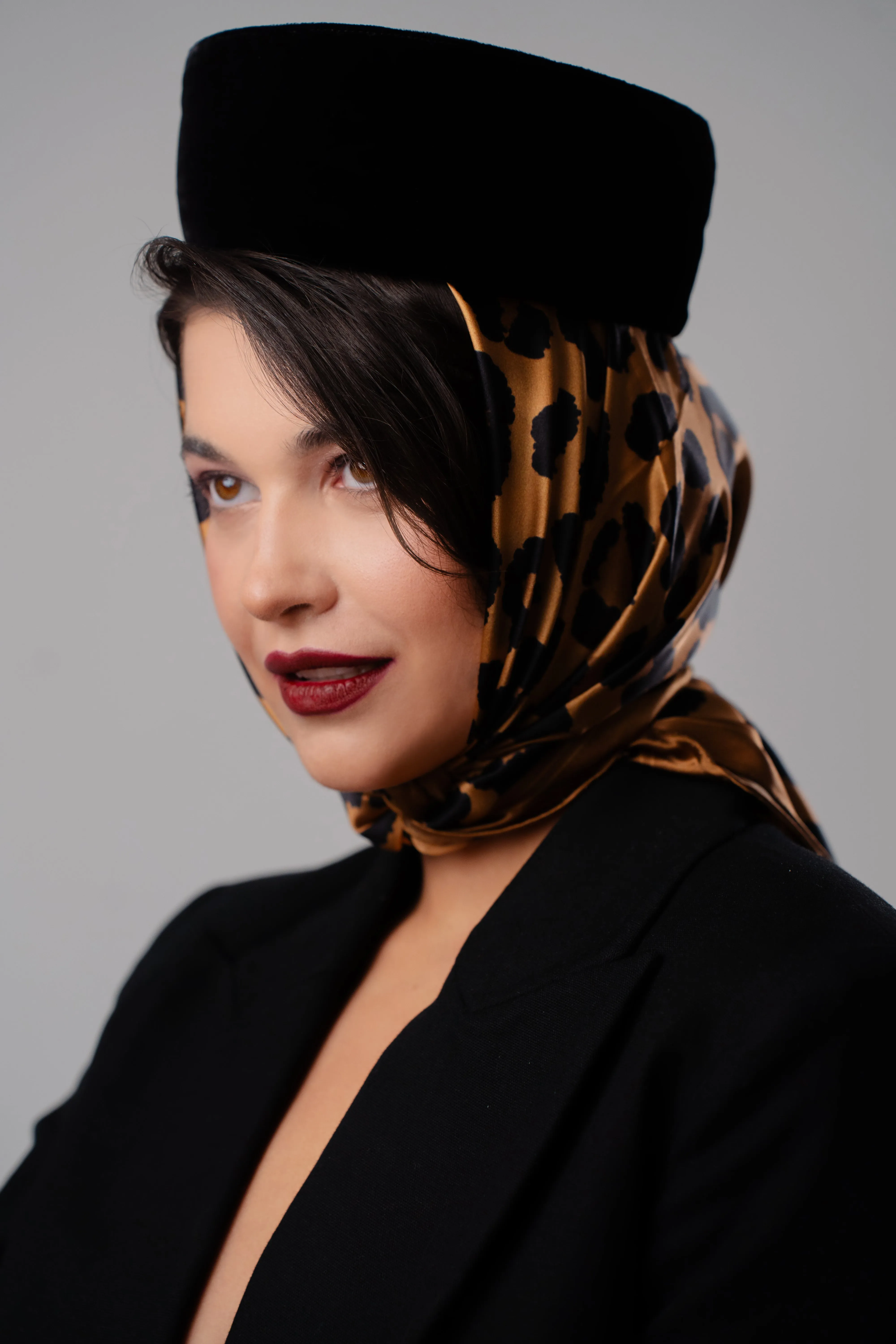 Transform Your Style with Scarf Rings MASTERCLASS With Fashion Designer Alesia Chaika
