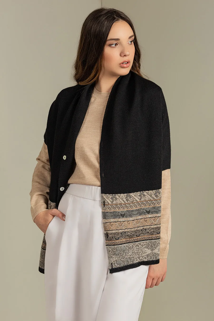 Ukali Shawl Baby Alpaca Color Black