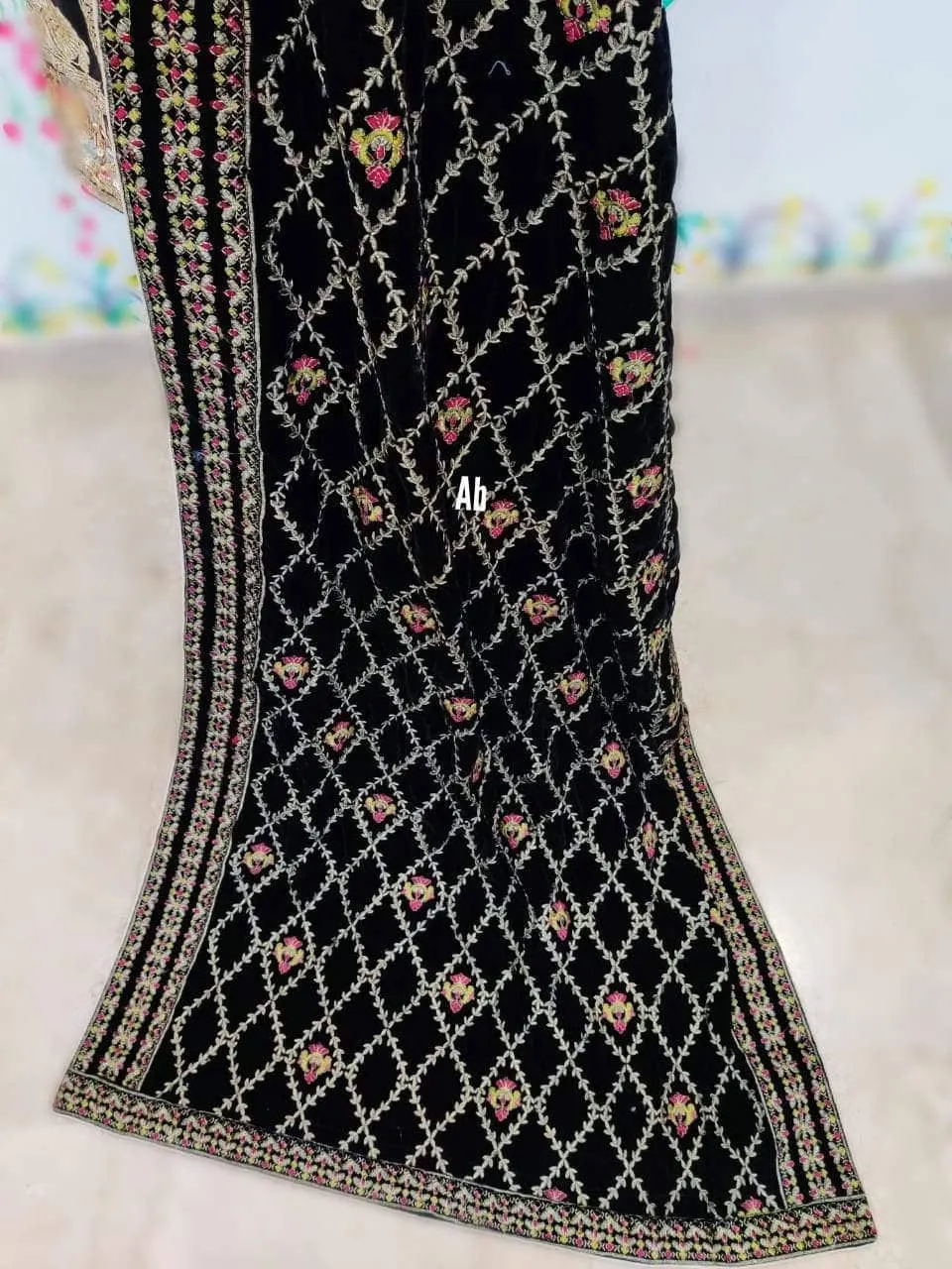 Velvet Embroidered Shawl/D 16