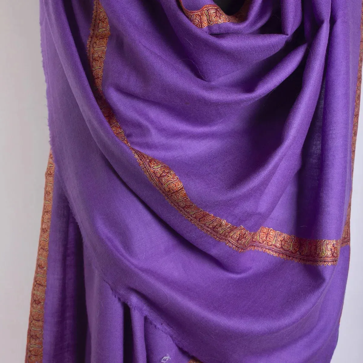 Violet sozni Embroidered Hashidaar Pashmina Shawl