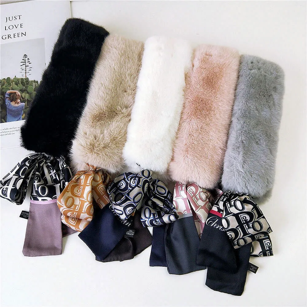 Vogue Plush Leopard Print Infinity Scarf for Women