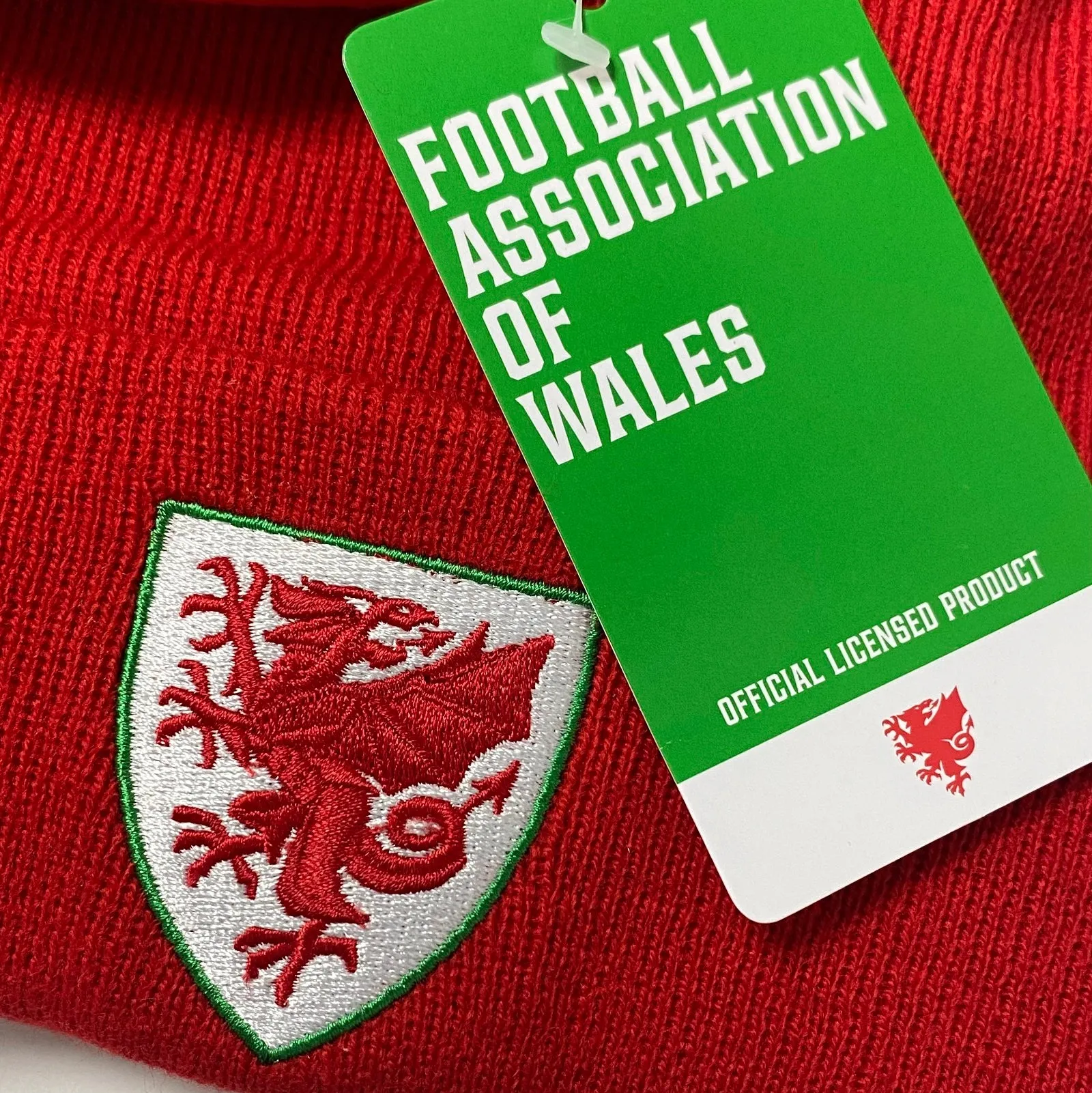 Wales Knit Hat Beanie Bobble