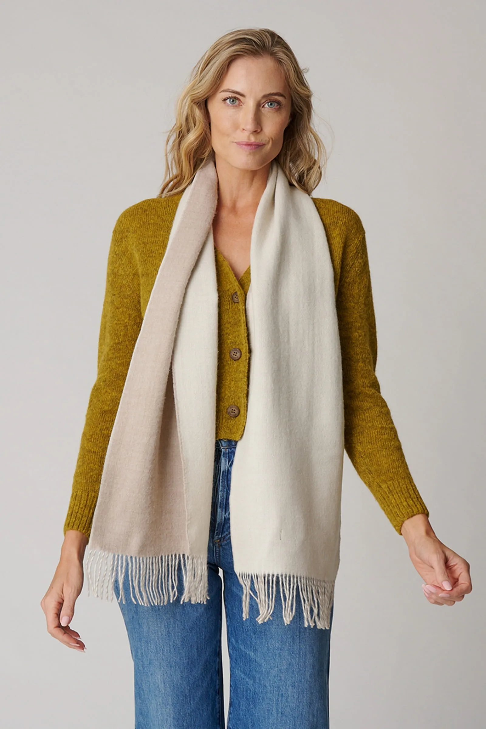 Women's Plaid Scarf