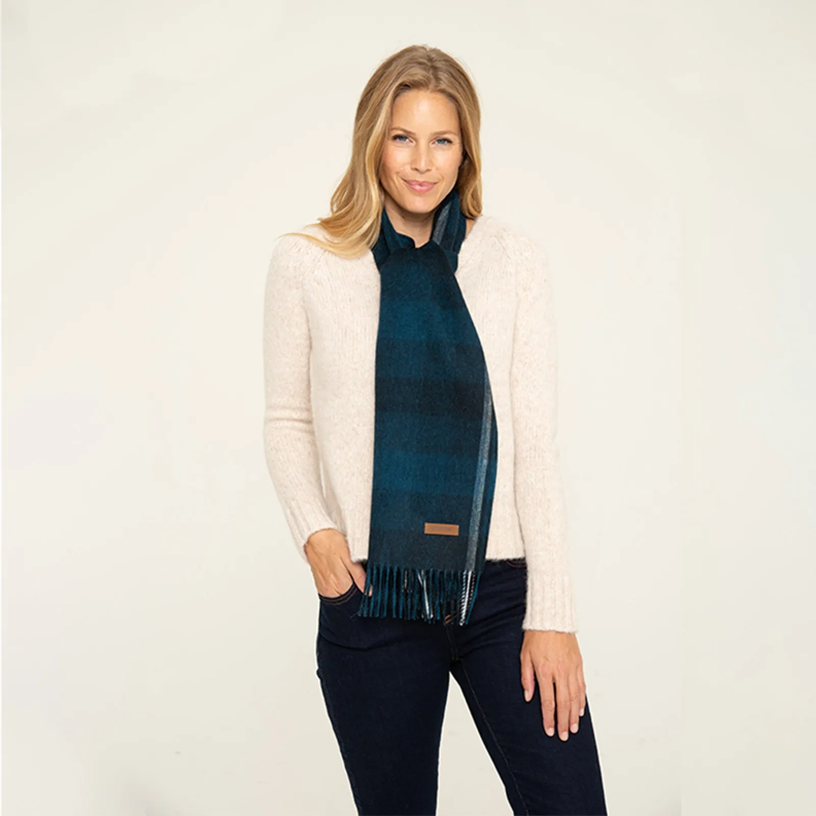 Women's Plaid Scarf